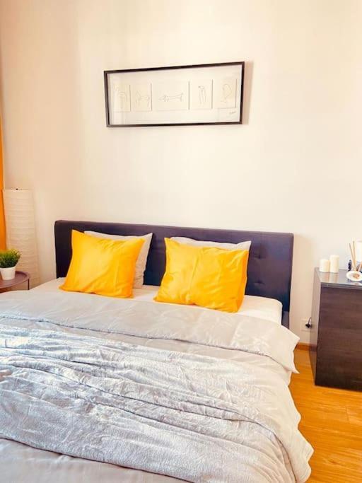 Spacious,Stylish And Comfortable 2 Room Apartment With Million Dollar View Warsawa Bagian luar foto