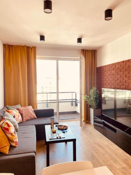 Spacious,Stylish And Comfortable 2 Room Apartment With Million Dollar View Warsawa Bagian luar foto